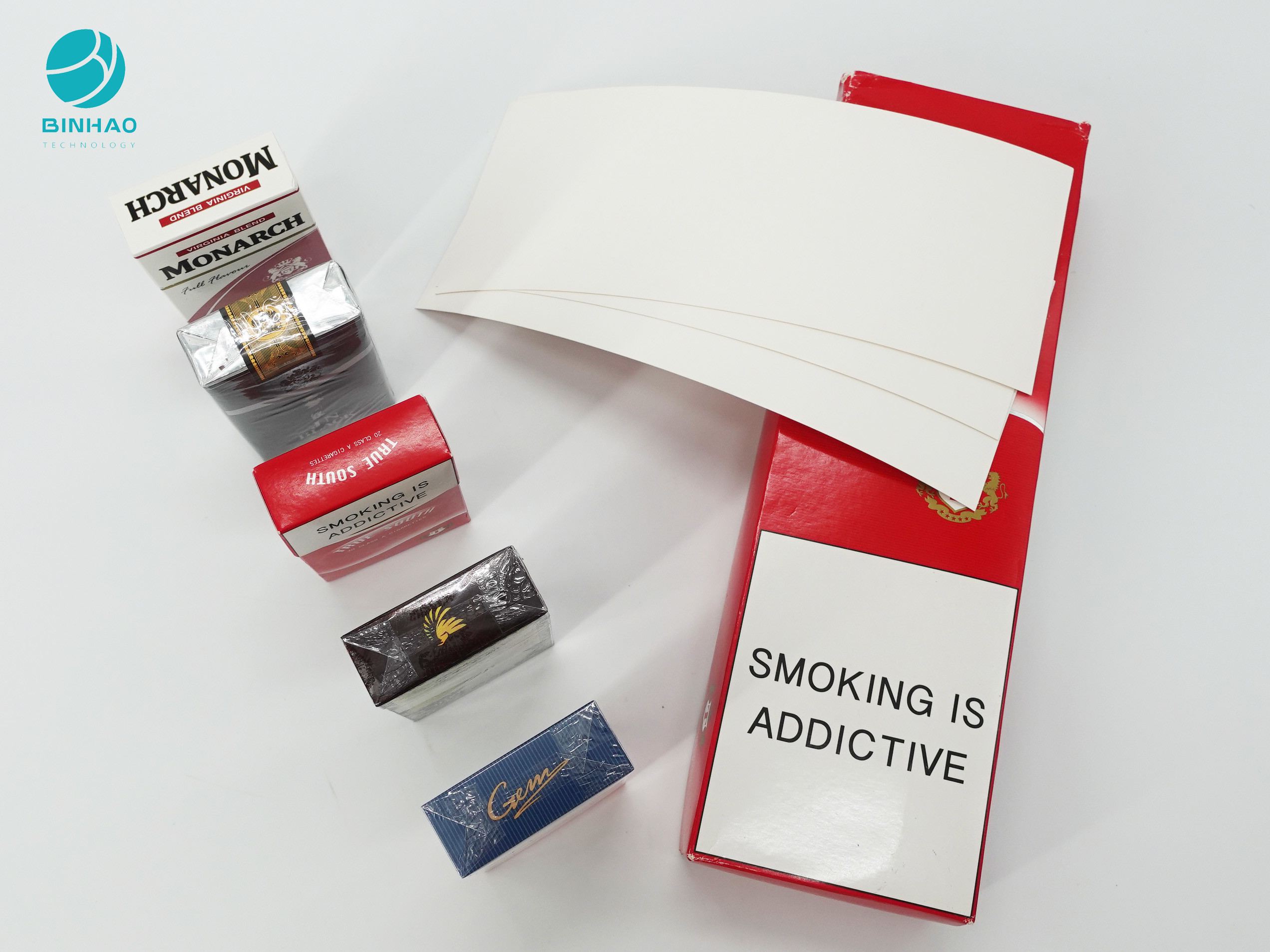 커스텀 로고와 함께 소송 판지를 싸는 오래가는 담배 패키지 박스 담배